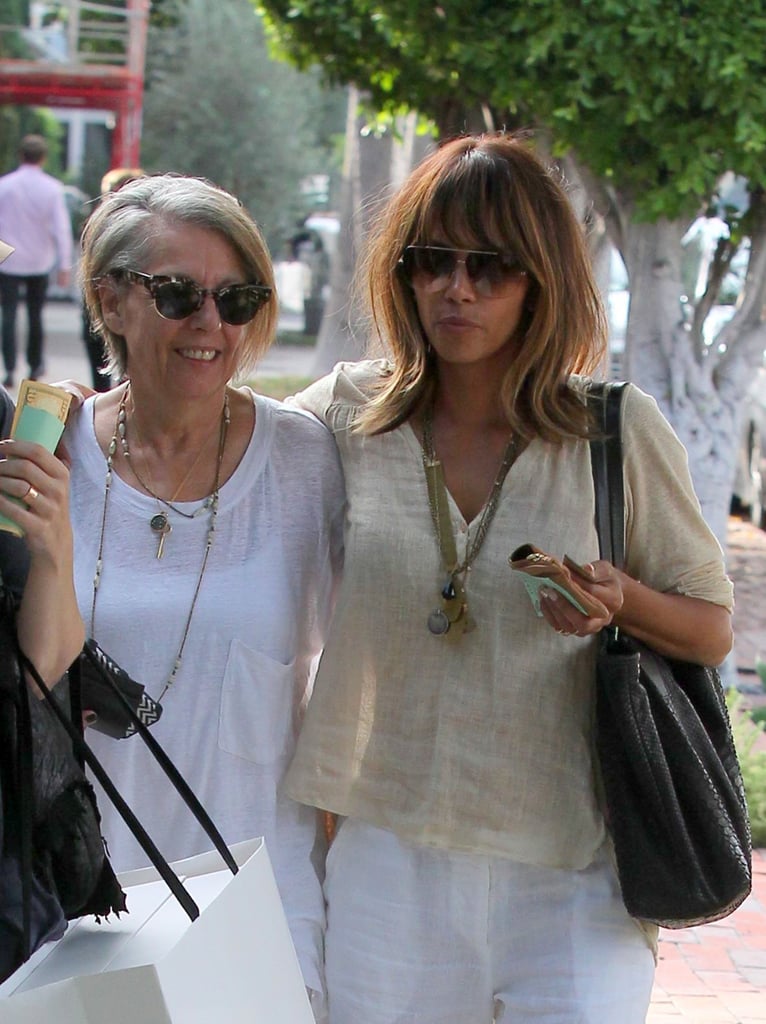 Halle Berry Out in LA October 2015 | Pictures