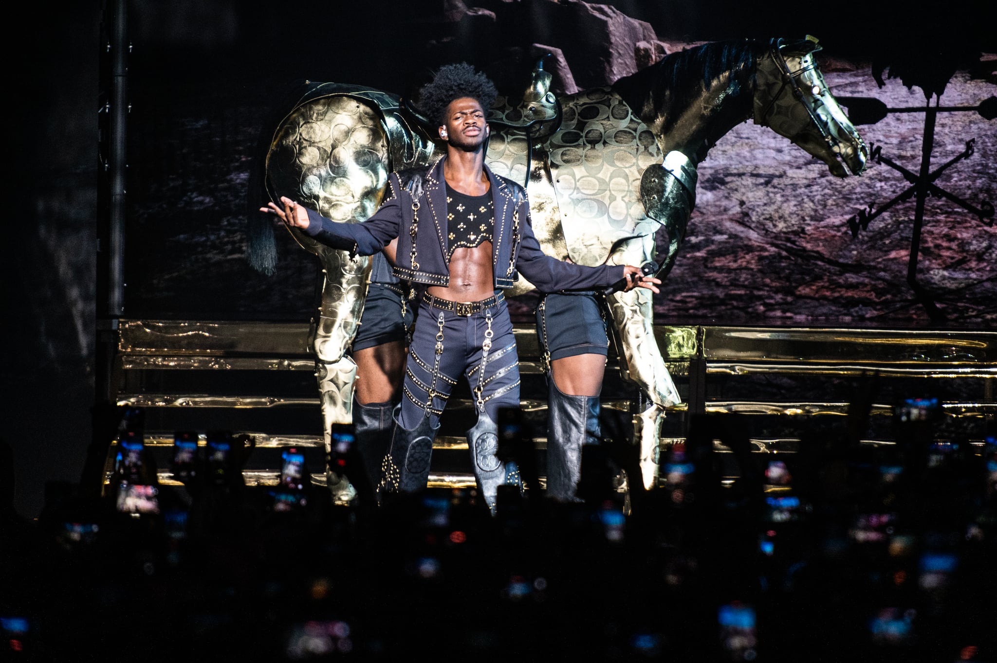 Lil Nas X Pauses Atlanta Concert to Poop POPSUGAR Celebrity