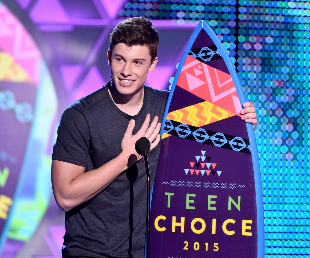 When He Thanked Fans as He Accepted His Teen Choice Award