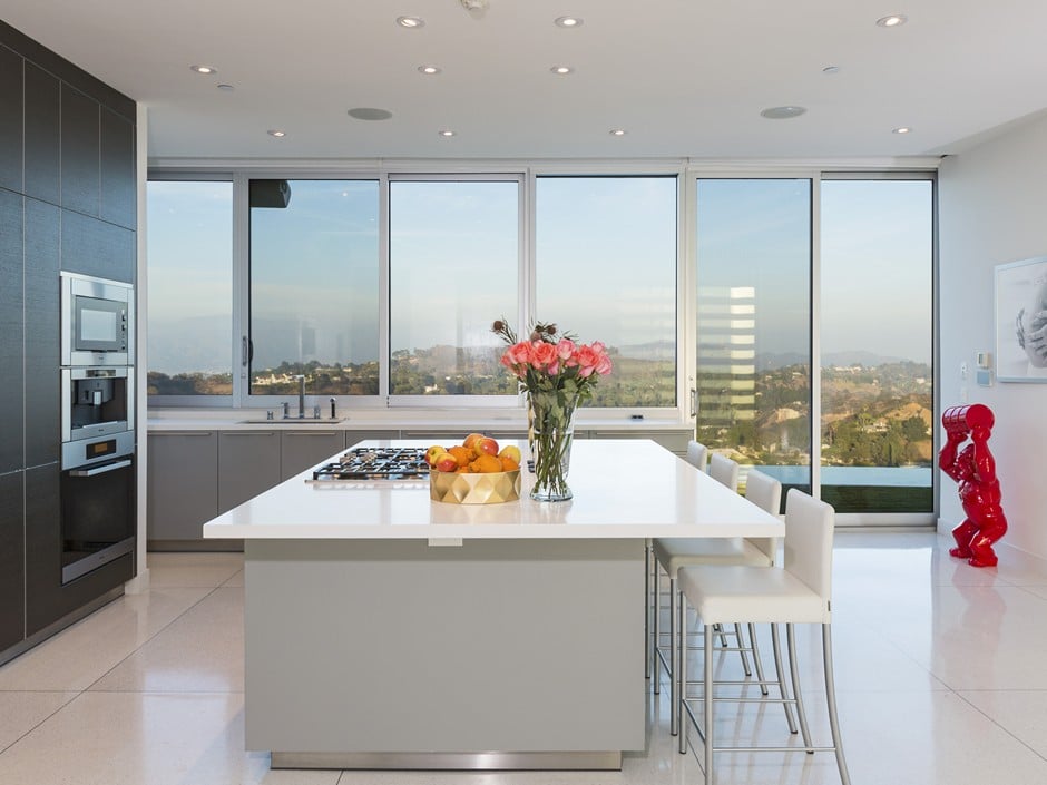 You can watch the sun rise and set as you eat your meals.