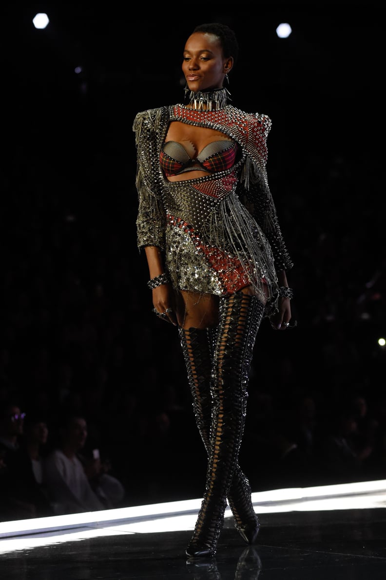 Maria Borges Wearing the Plaid Fishnet Push-Up Bra on the Runway