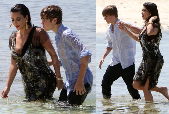 Pictures of Justin Bieber and Kim Kardashian Holding Hands For a Photo