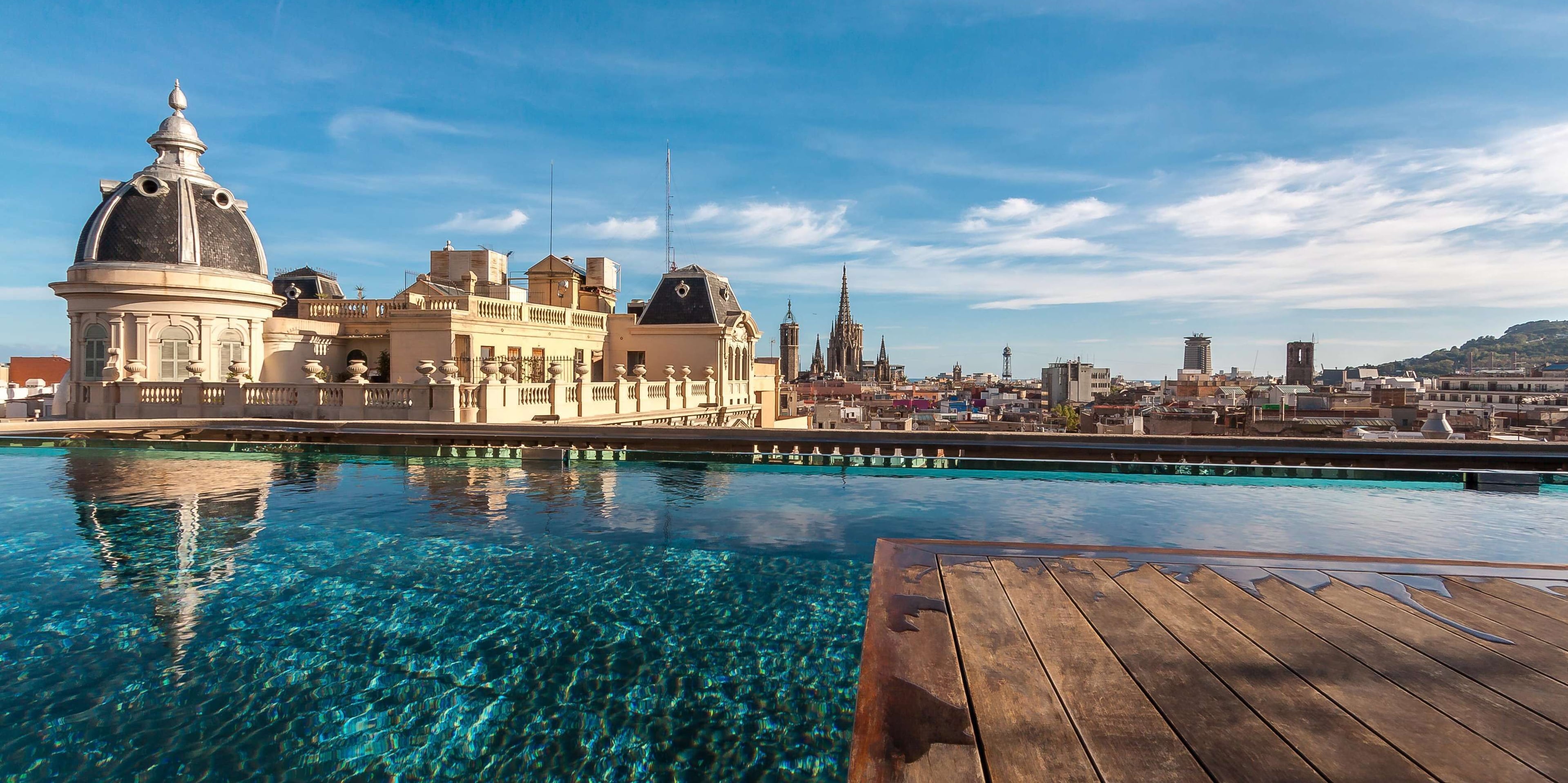 16 Bucket-List Hotels to Visit, According to PS Editors and Reviews