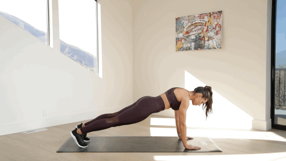 Commando | Get Stronger And Back Into Shape With This 20-Minute Bodyweight Workout By Kelsey Wells | Popsugar Fitness Photo 4