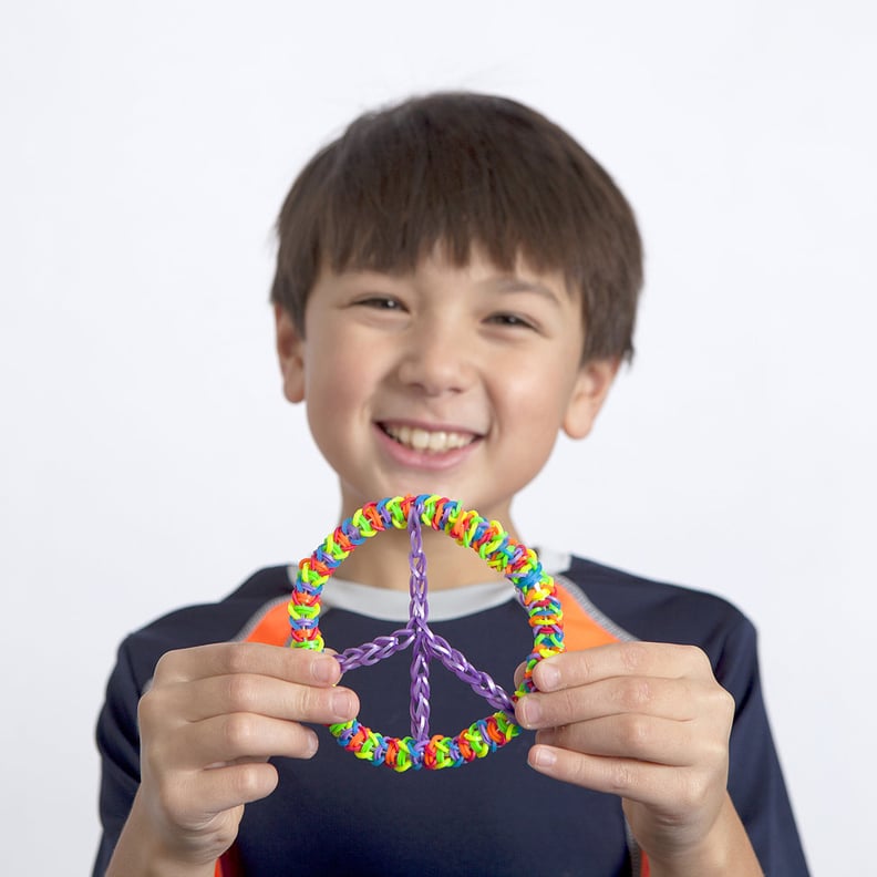How to Make the Ultracool Rainbow Loom Peace Sign