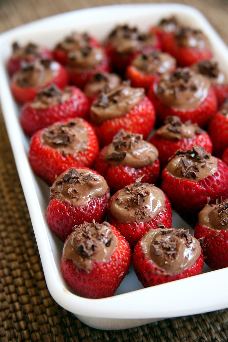 Vegan Chocolate-Mousse-Filled Strawberries