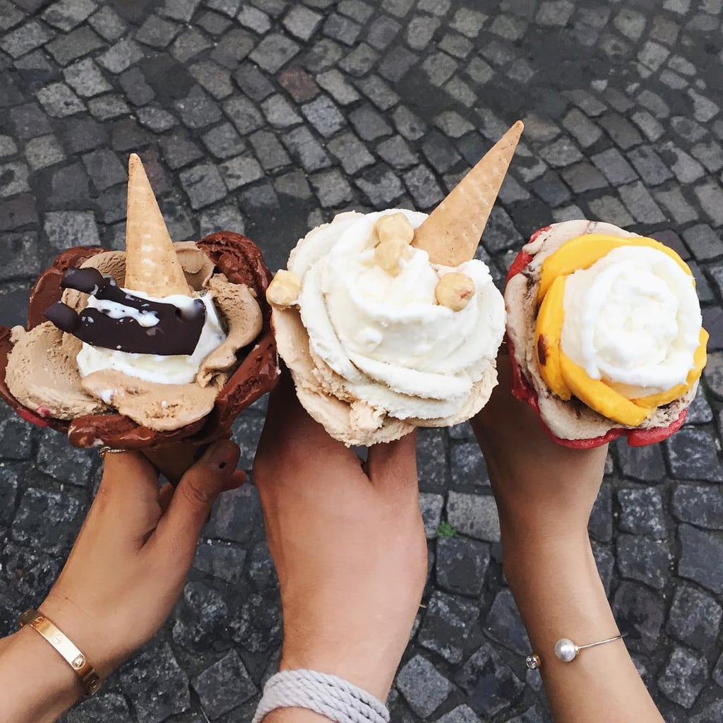 Fashion Bloggers' Desserts in Instagram Photos