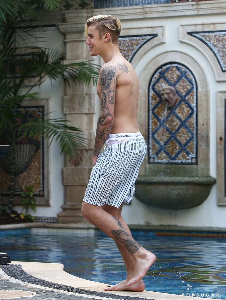 Justin Bieber Shirtless Pictures In Miami December 2015 Popsugar Celebrity Photo 13 7361