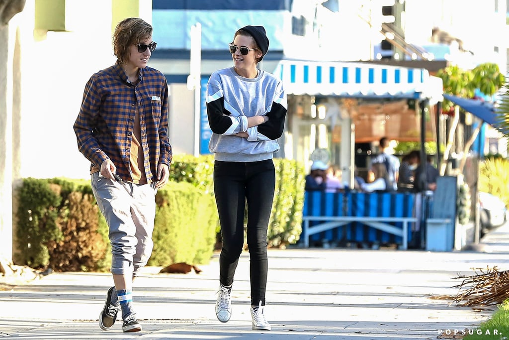 Kristen Stewart Smiling in LA 2014 | Pictures
