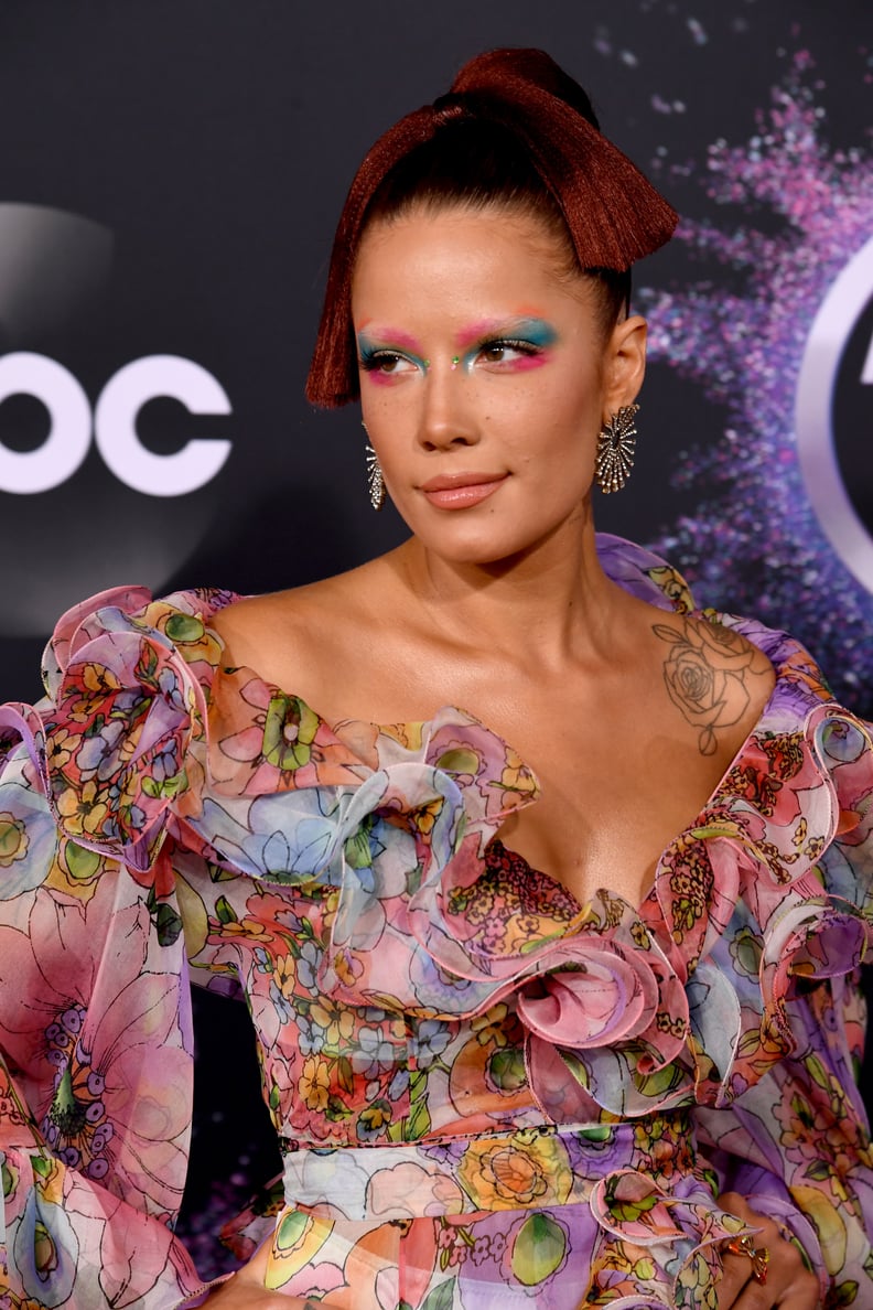LOS ANGELES, CALIFORNIA - NOVEMBER 24: Halsey attends the 2019 American Music Awards at Microsoft Theater on November 24, 2019 in Los Angeles, California. (Photo by Jeff Kravitz/FilmMagic for dcp)
