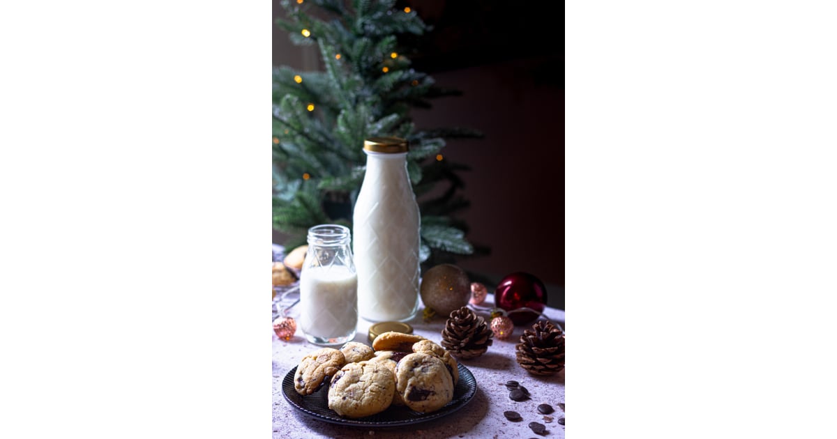 Milk and Cookies iPhone Wallpaper | Best Christmas Wallpaper For Your