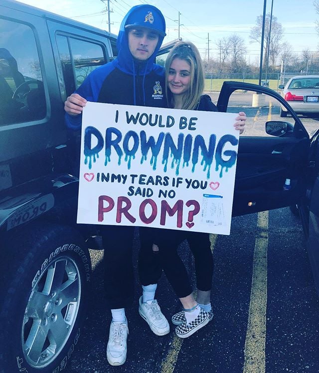 How To Ask A Girl To Prom Popsugar Love Sex