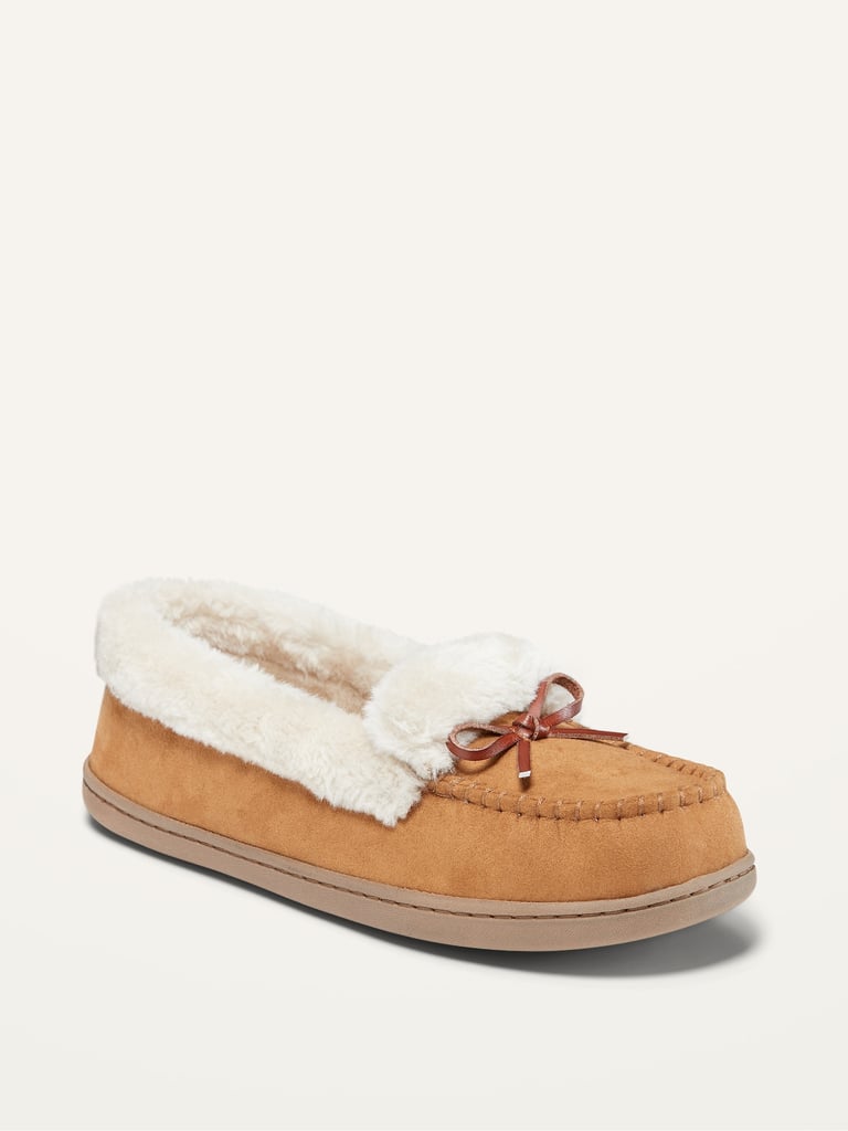 Water-Repellent Faux-Fur-Lined Moccasin Slippers for Women
