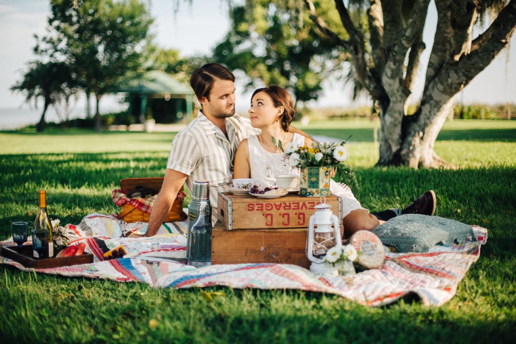 15 Picnic Photoshoot Ideas — Tips on Styling Picnics