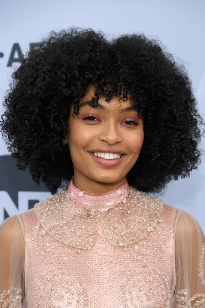 Celebrities With Bangs: Yara Shahidi With a Curly Fringe