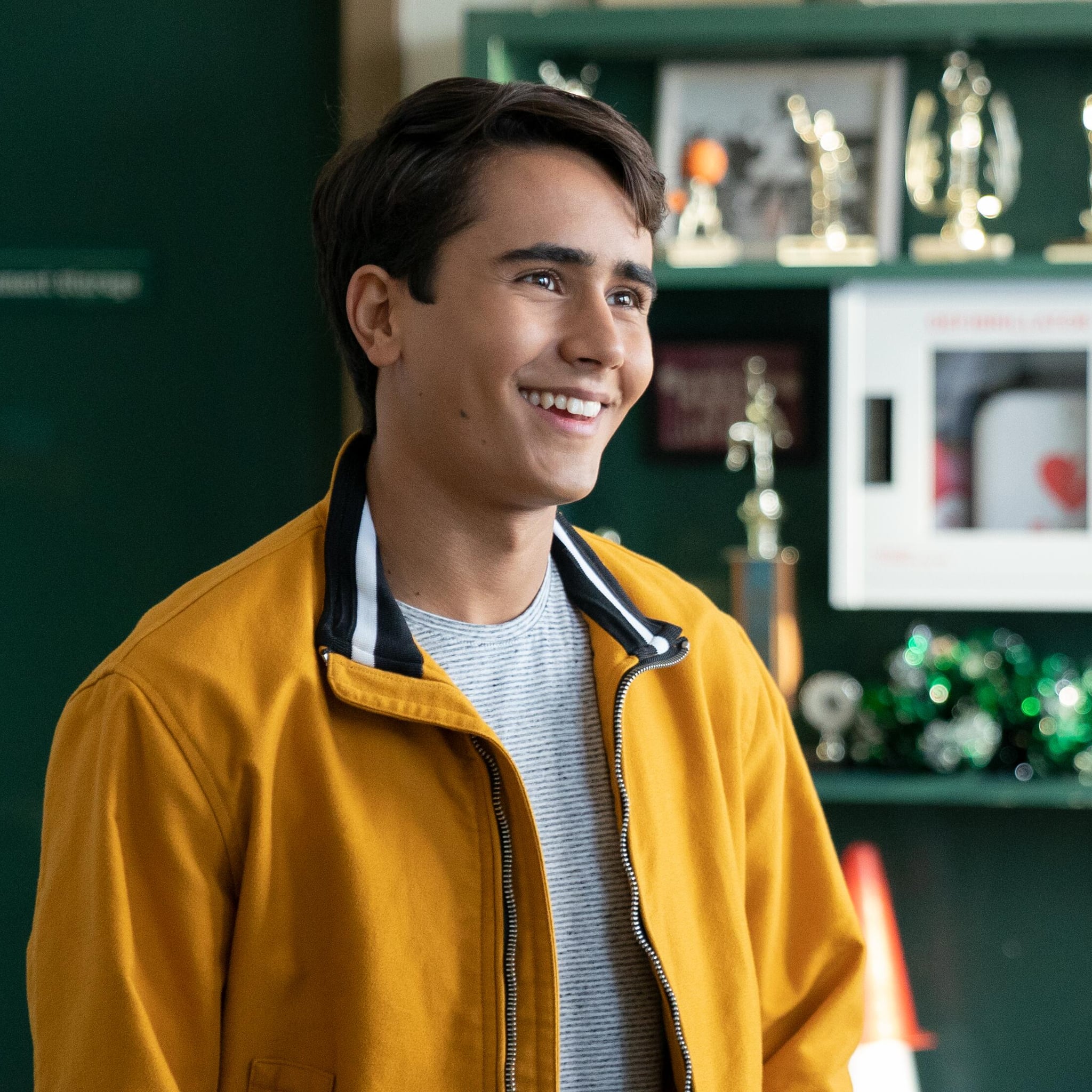 Love Victor Who Does Victor Choose In Season 2 Popsugar Entertainment