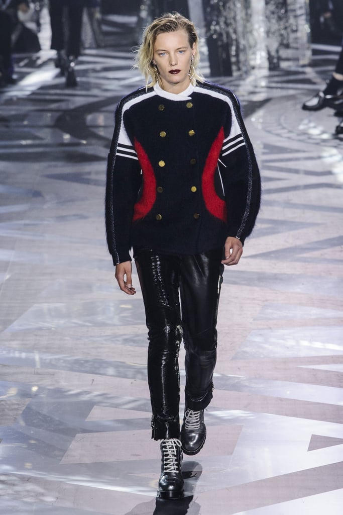 Louis Vuitton Fall 2016 Runway