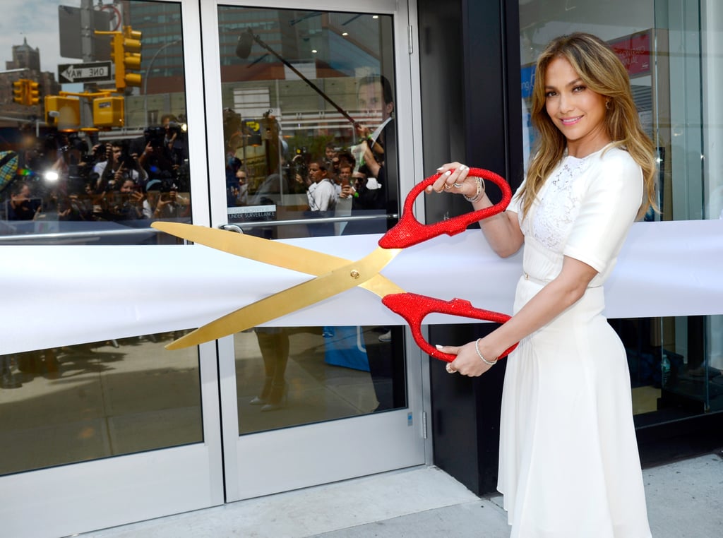 Jennifer Lopez With Blond Highlights in 2013
