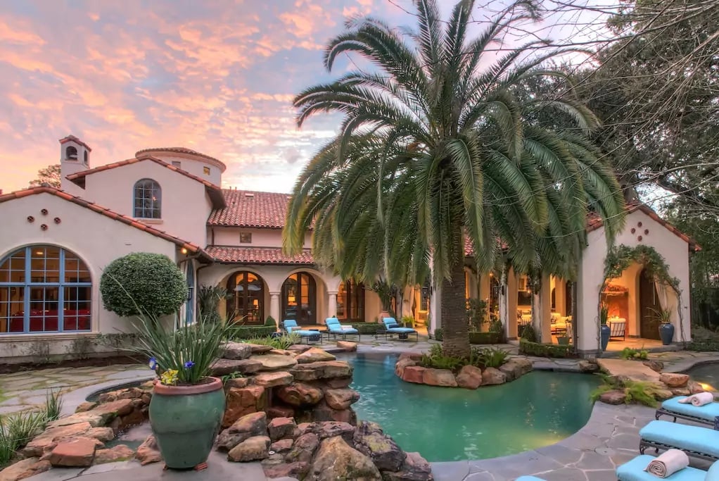 Lady Gaga's Airbnb Rental Home in Houston | POPSUGAR Home