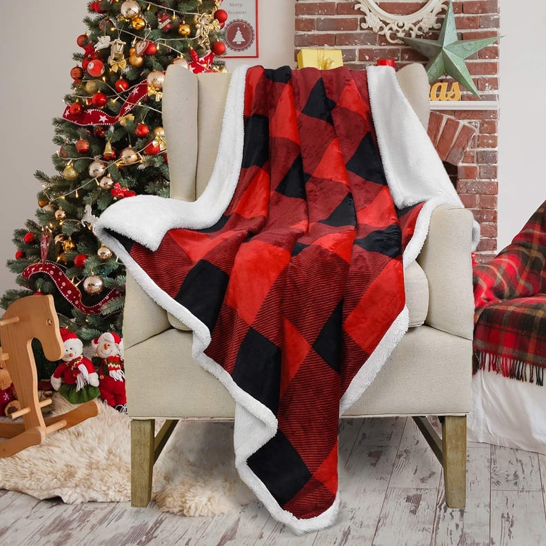 Christmas Red Buffalo-Plaid Sherpa Throw Blanket