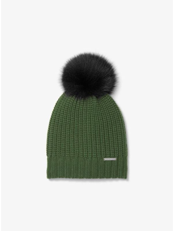 Michael Kors Fur Pom-Pom Beanie ($98)