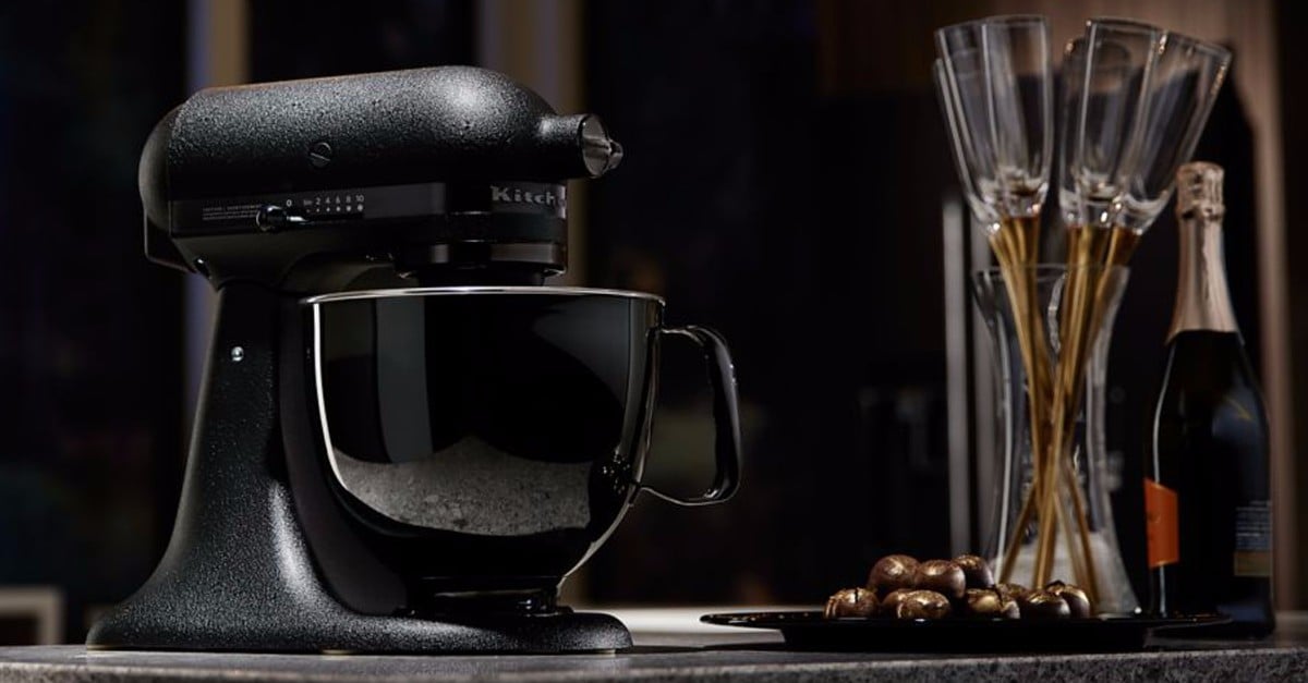 KitchenAid All-Black Mixer Now Available - All-Black Limited Edition