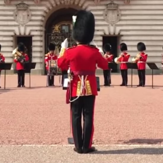 Guards Playing Aretha Franklin at Buckingham Palace