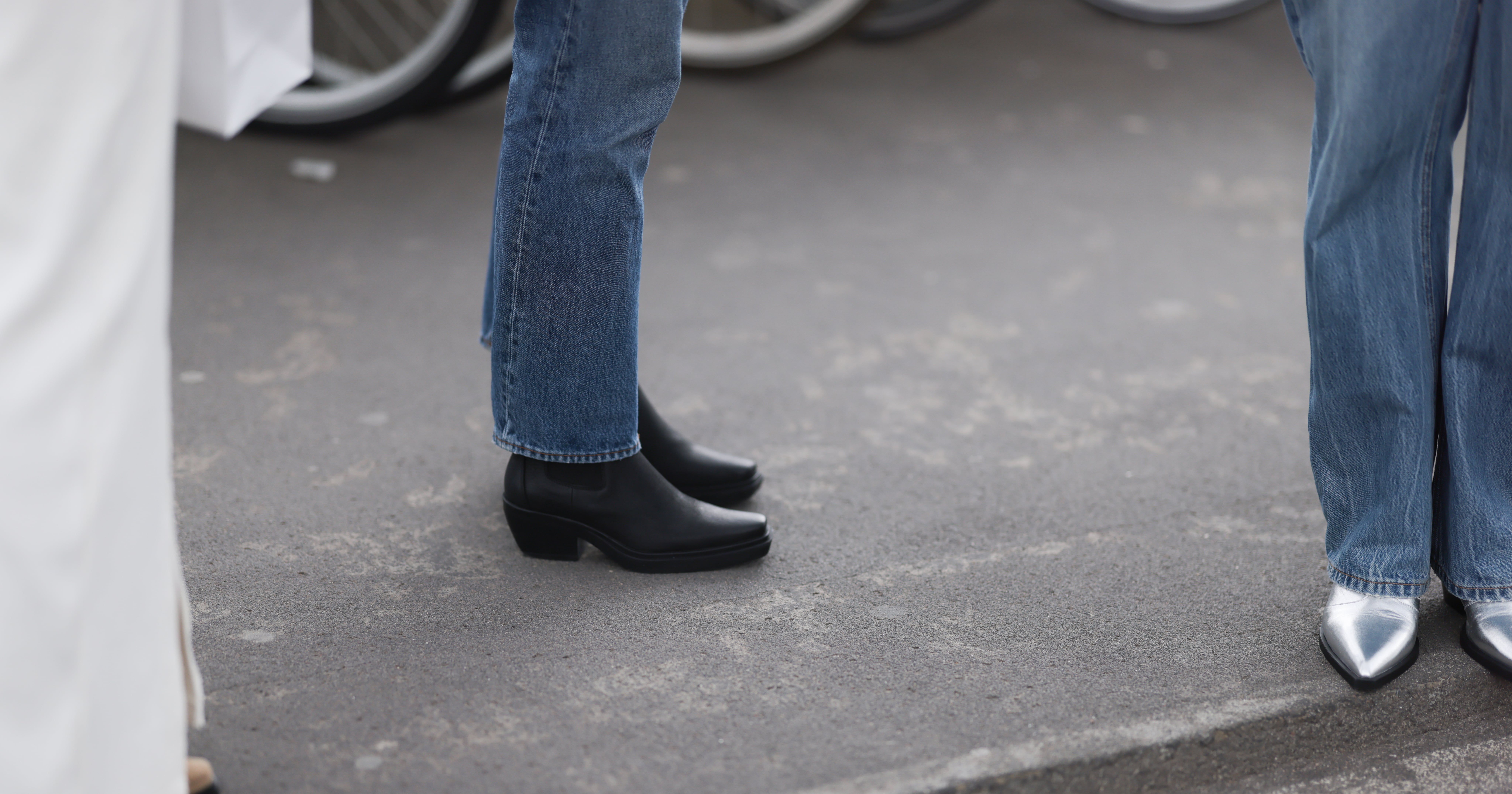How to Wear Booties With Different Cuts of Jeans