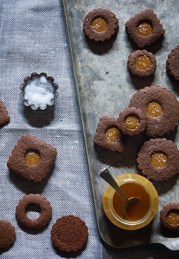 Dulce de Leche Sandwich Cookies