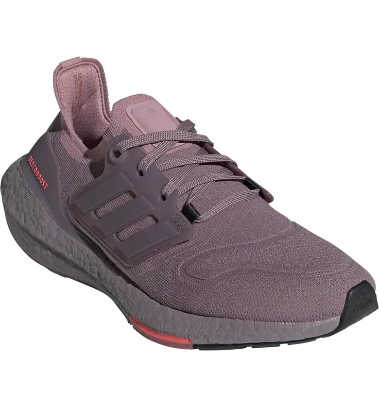 A Running Start: Adidas Ultraboost 22 W Running Shoes