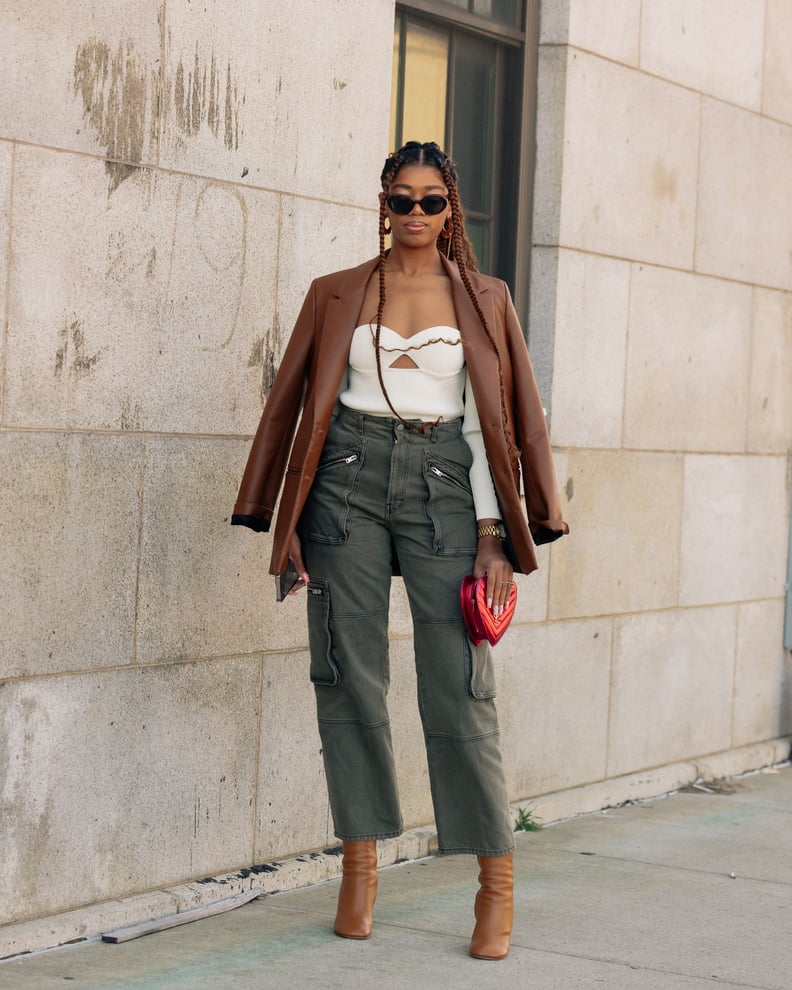 Brown Cargo Pants with Brown Bomber Jacket Outfits (3 ideas & outfits)