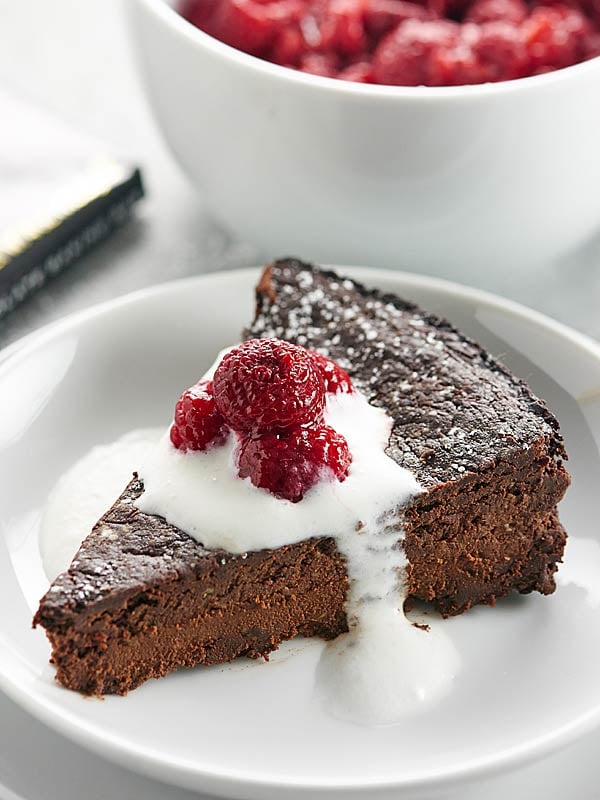 Vegan Flourless Chocolate Cake