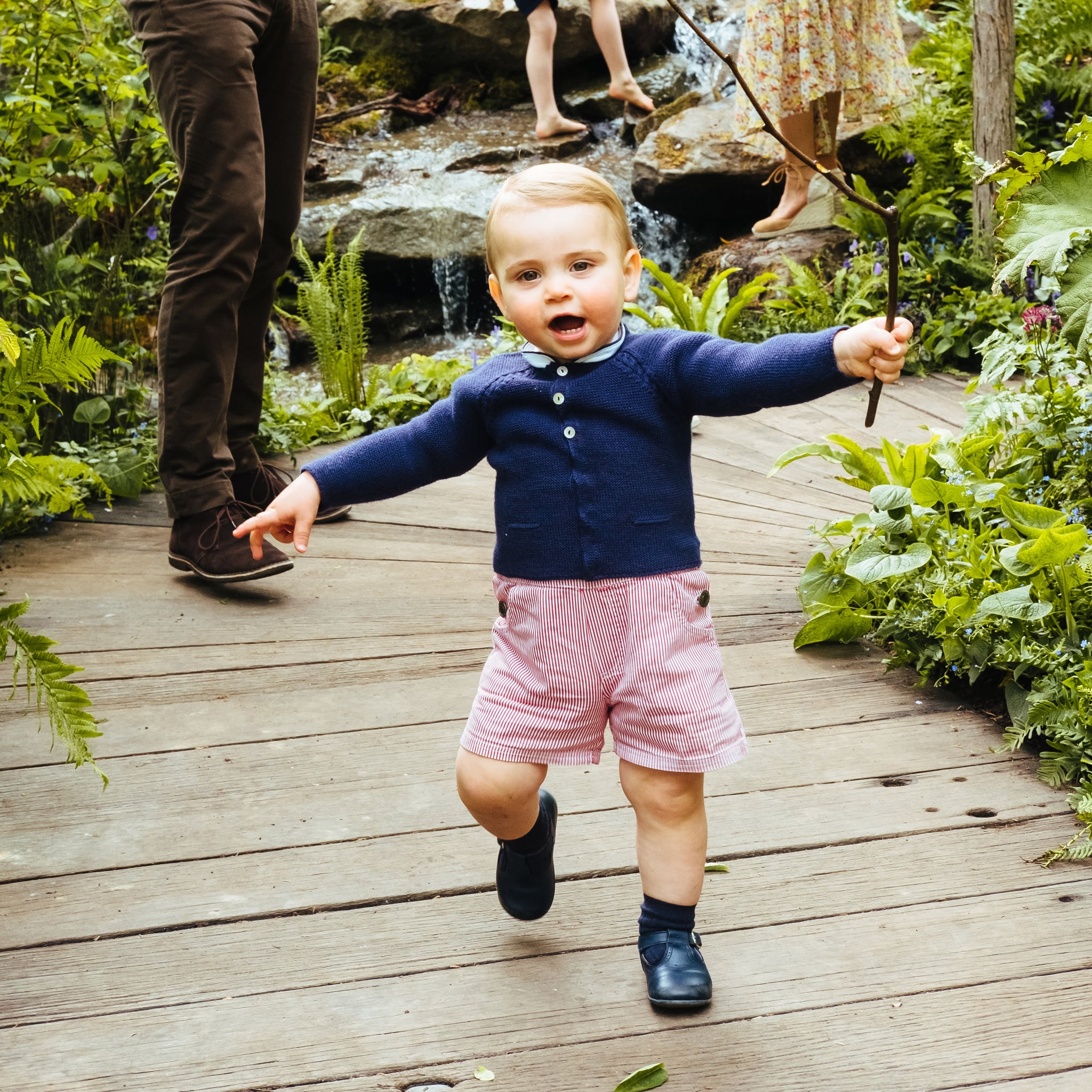 Did Princess Charlotte wear Prince George's hand-me-downs in her birthday  pics?