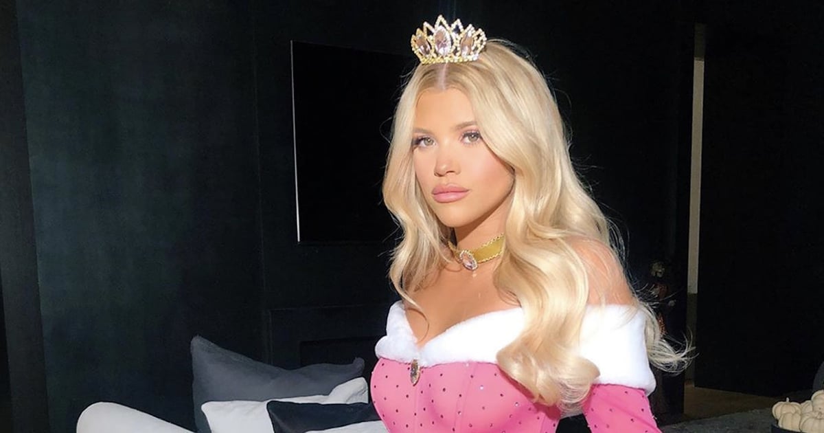 You Need to See the Best Halloween Costumes of 2019 | POPSUGAR Smart Living