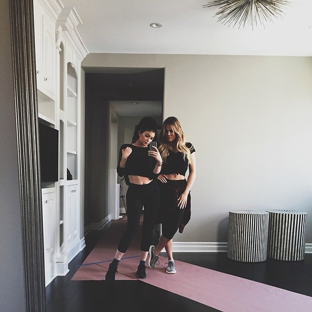 Kylie Jenner Moves Into Calabasas Mansion