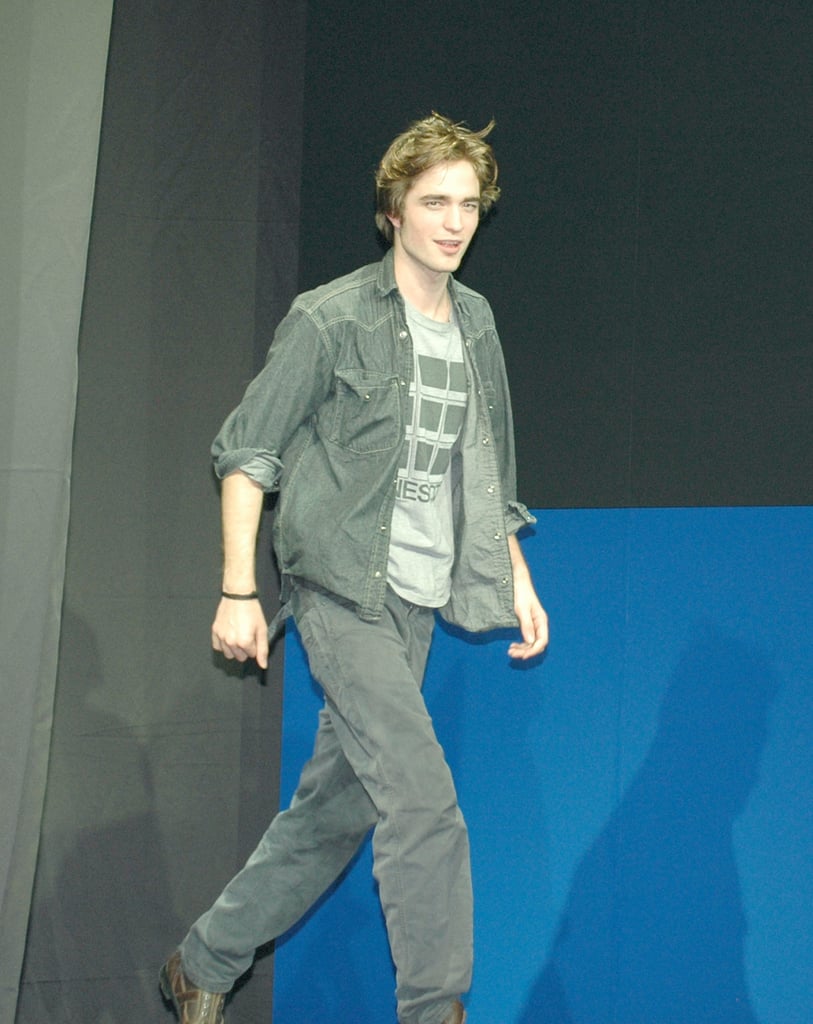 In November 2005, Robert was in Tokyo for a Harry Potter and the Goblet of Fire press conference.