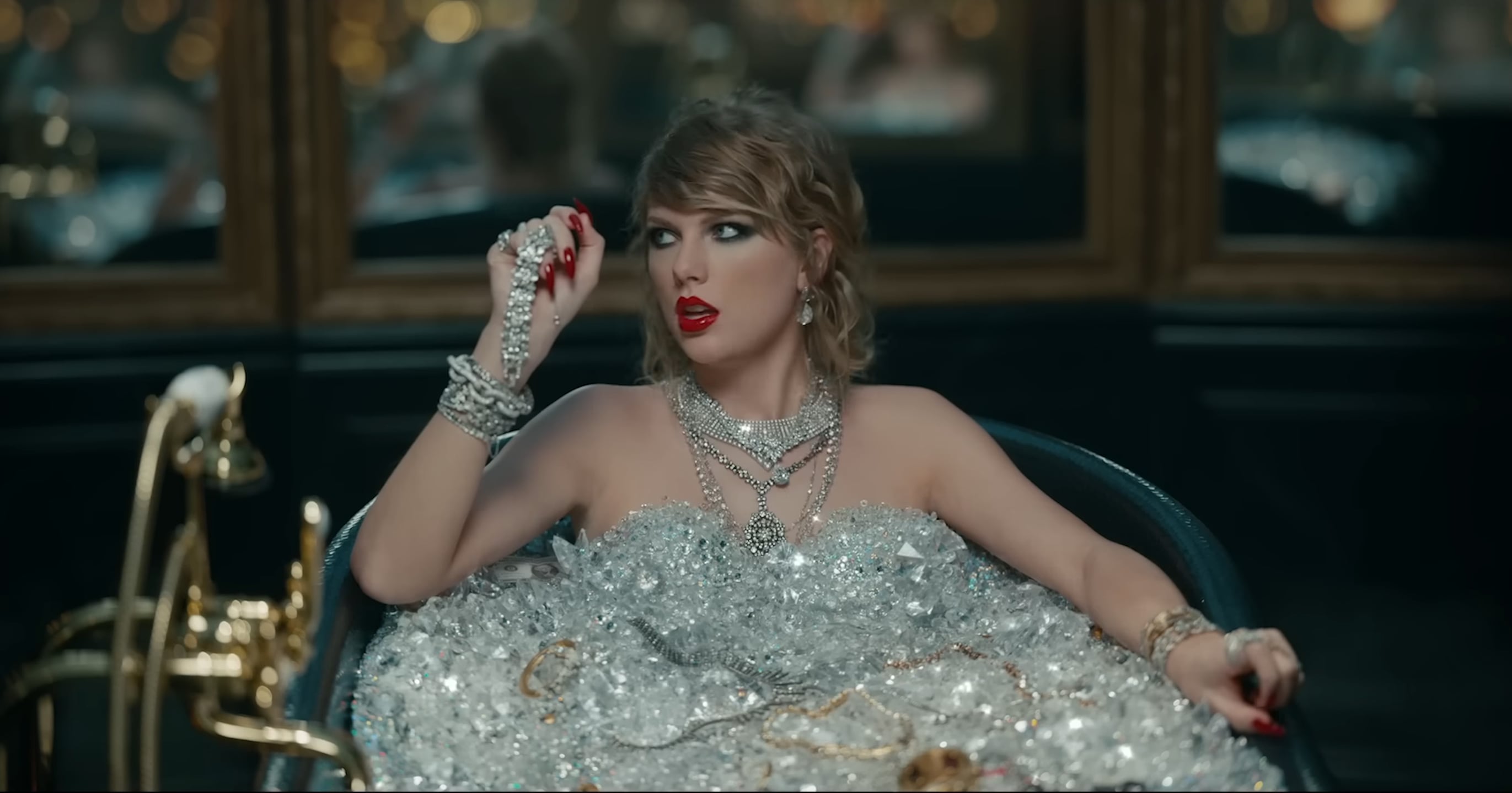 Taylor Swift Look What You Made Me Do Outfit Ideas | PS