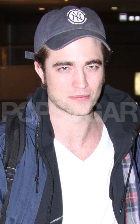 Photos of Robert Pattinson Arriving in Japan