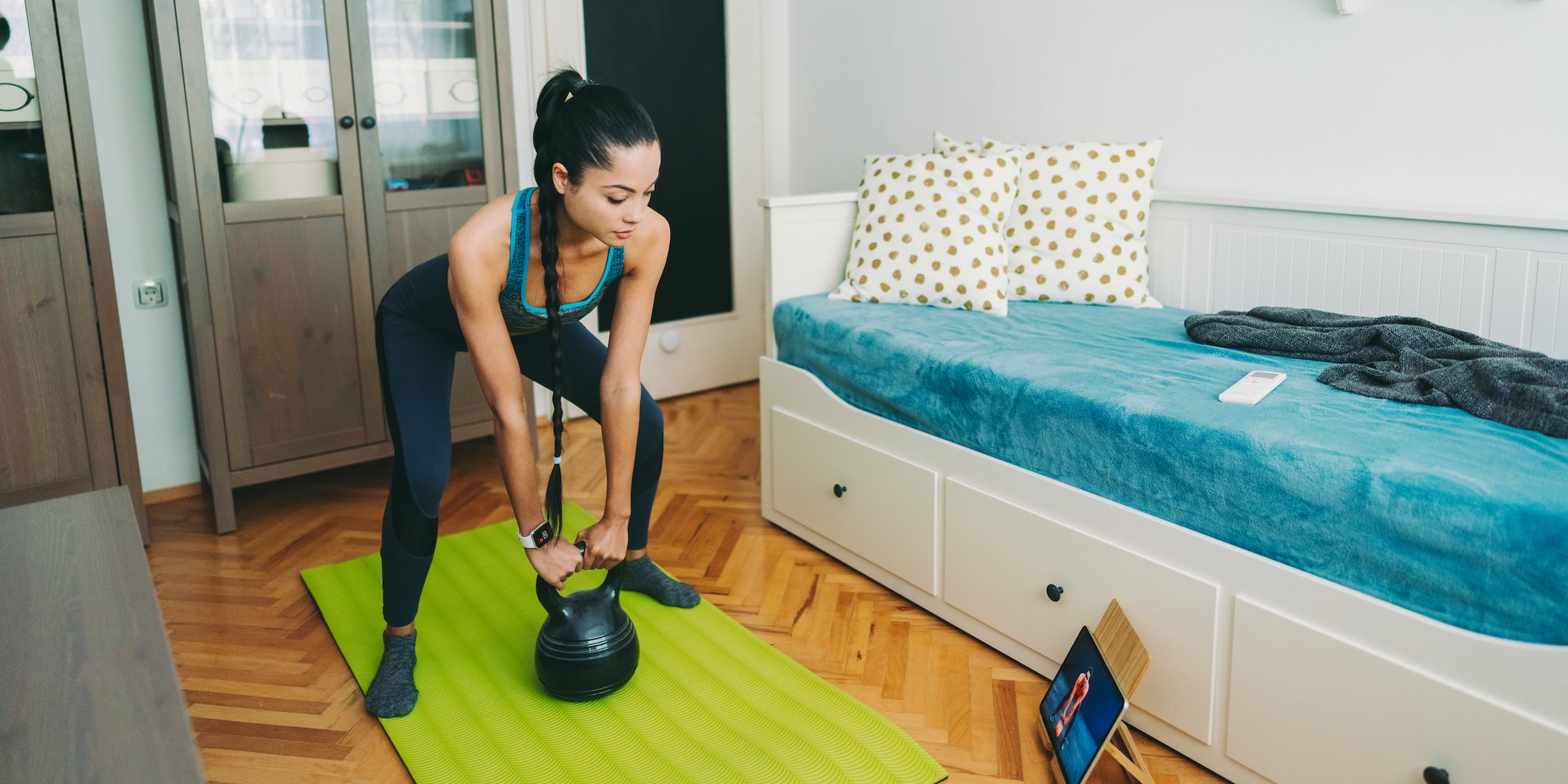 Bedroom best sale hiit workout