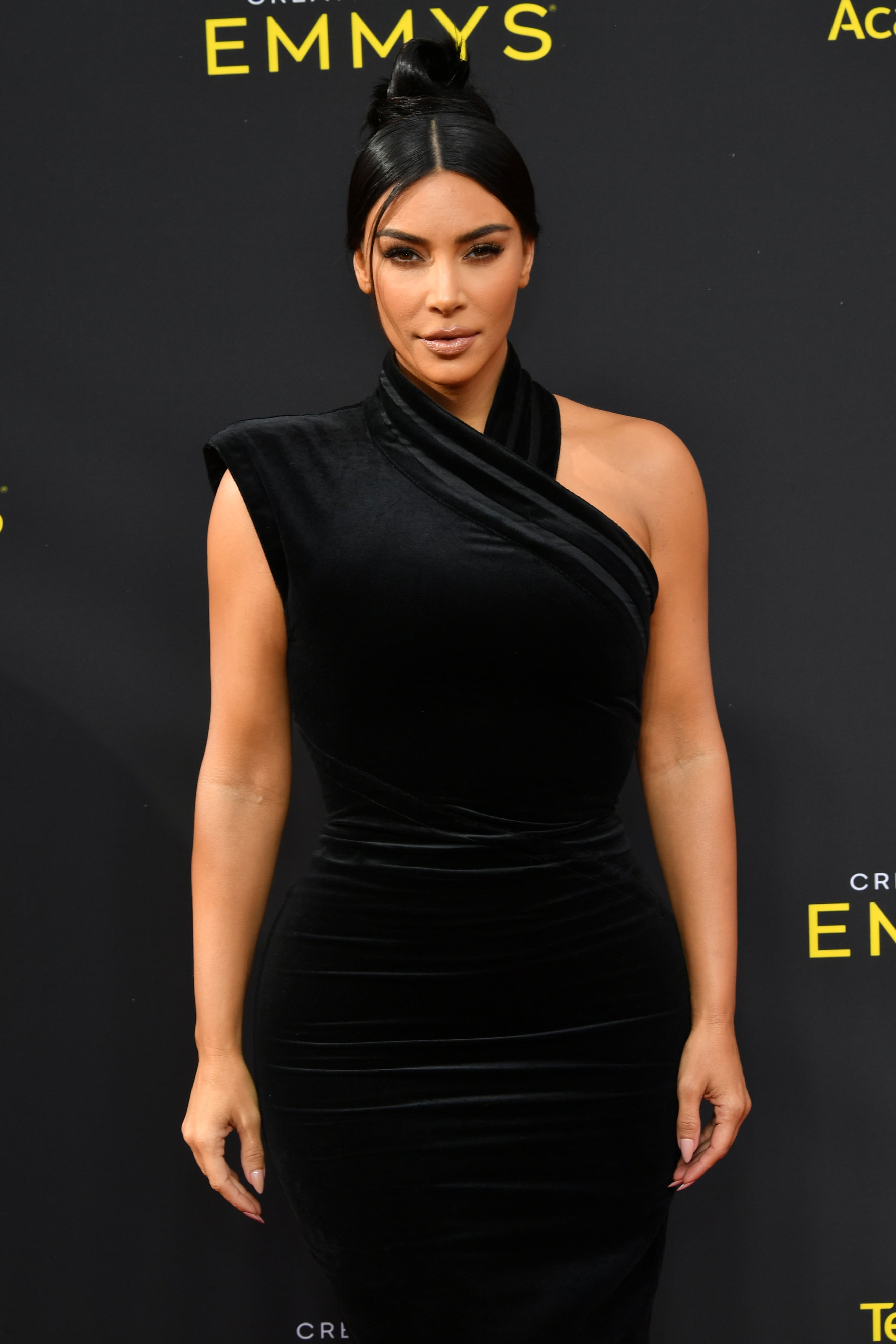 green emerald velvet dress Kim K Emerald Velvet Gown – Luxury Green Evening Dress with Gold Detailing main image 0