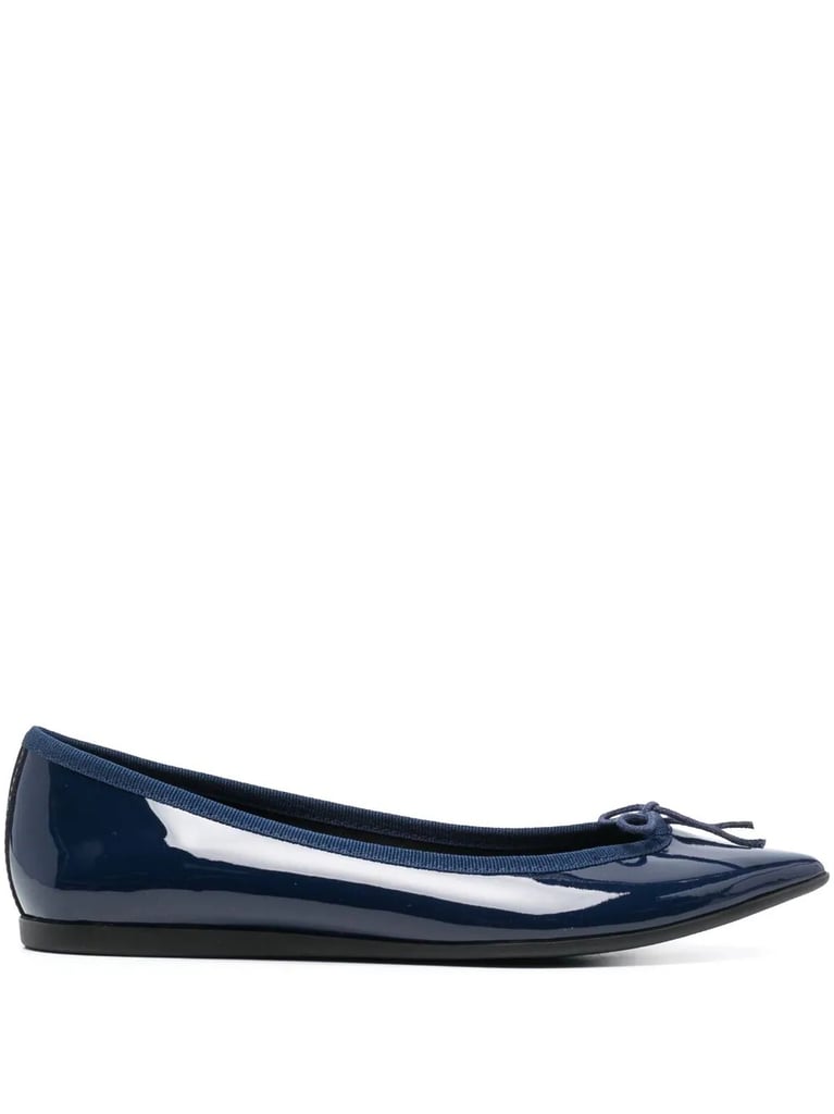 Fall Shoe Trend 2023: Pointed Flats