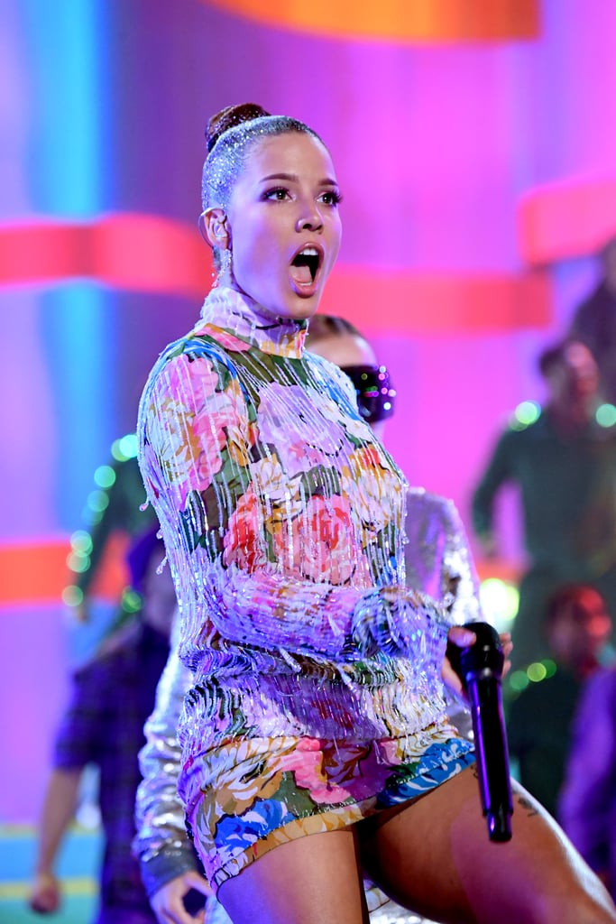 Halsey at the American Music Awards 2019