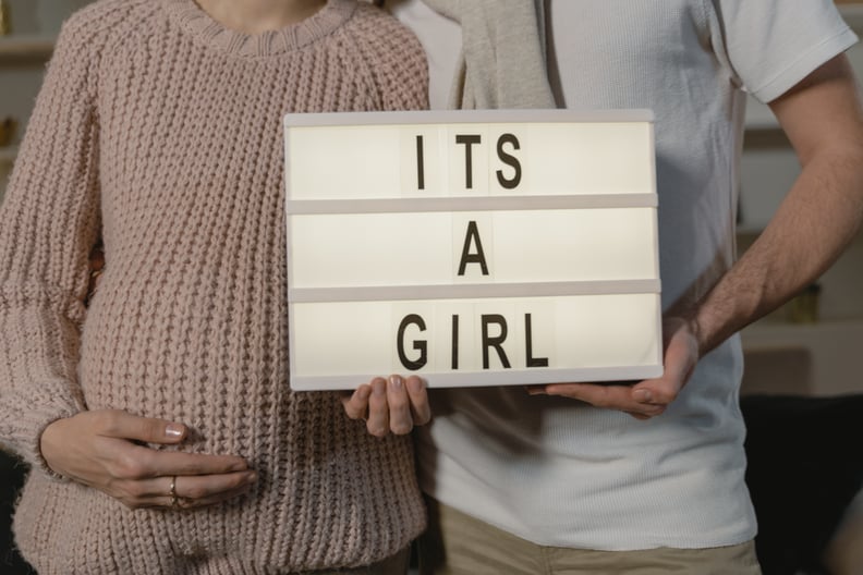 Pregnancy Announcement Ideas: Use a "Coming Soon" Letter Board