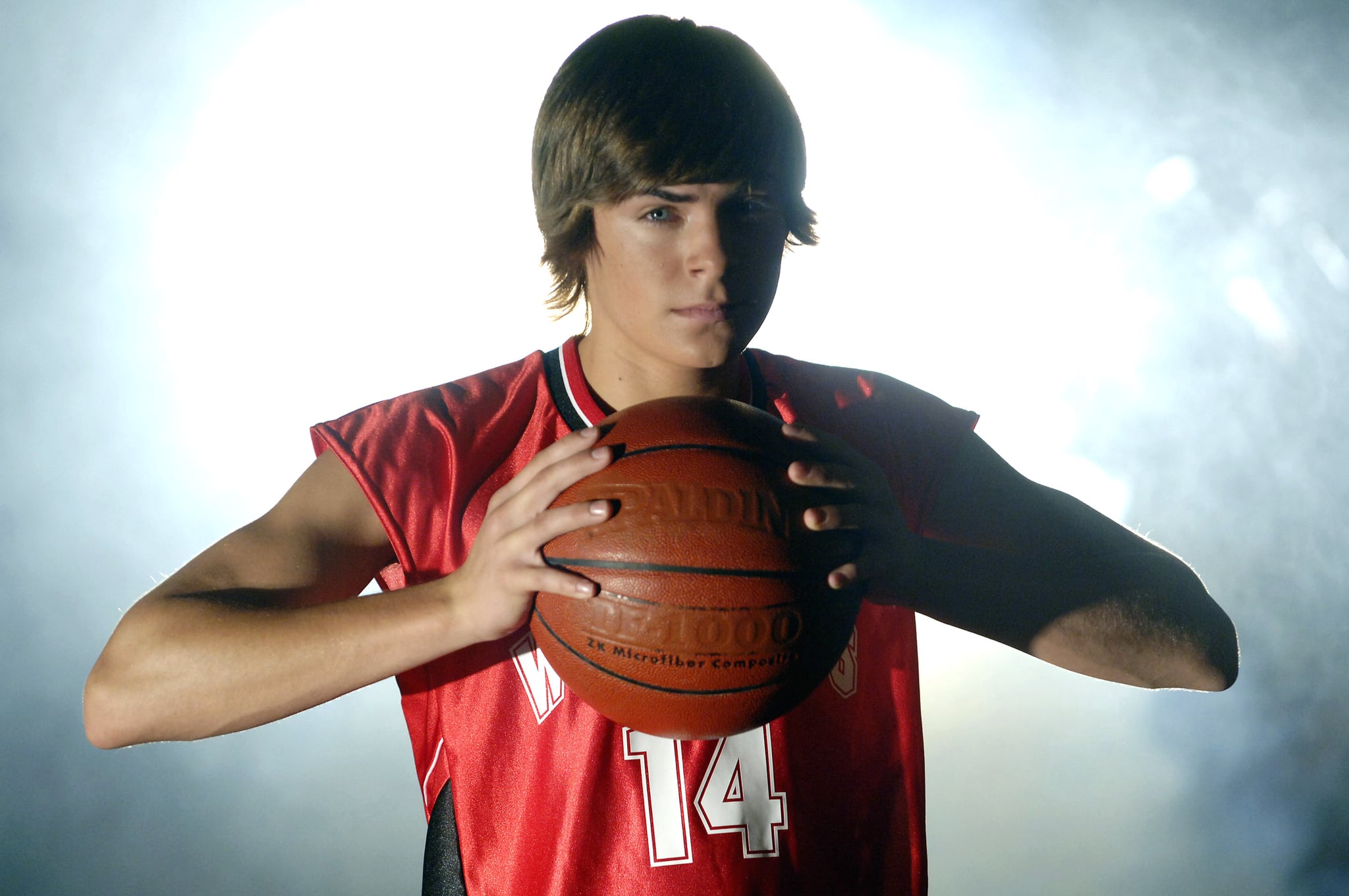 HIGH SCHOOL MUSICAL, Zac Efron, 2005, photo: Fred Hayes /  Disney Channel / Courtesy: Everett Collection