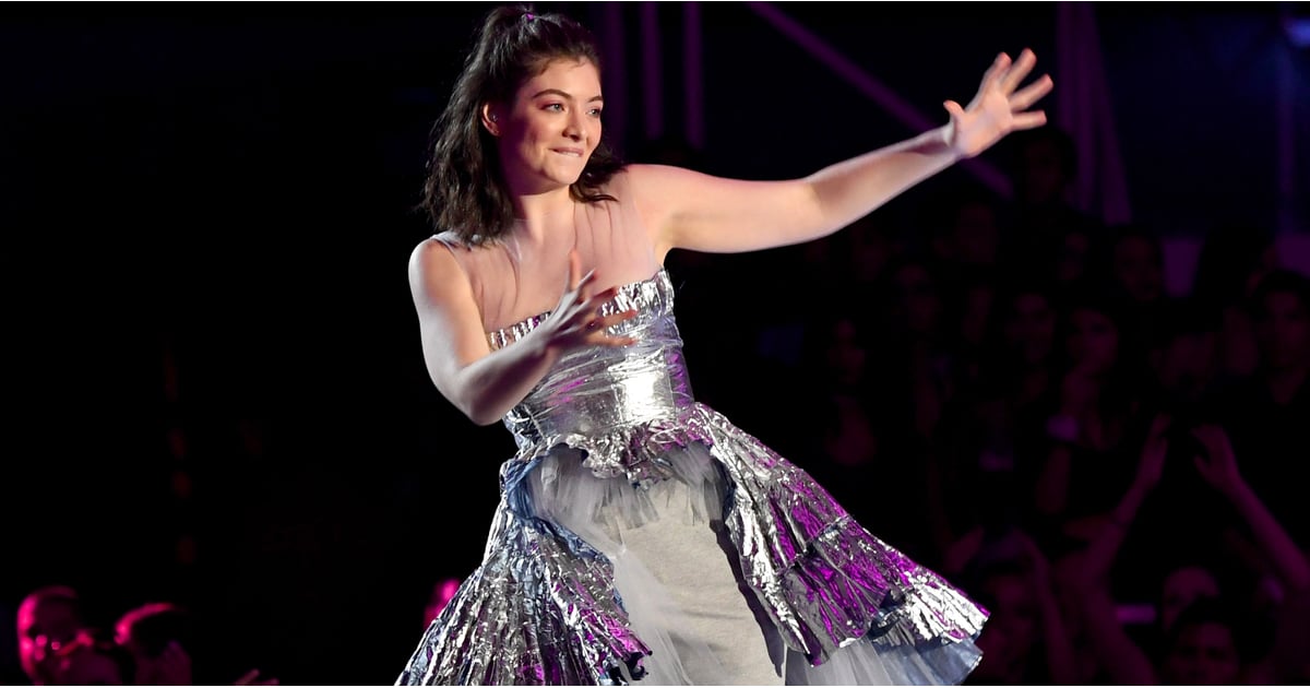 Lorde's MTV VMAs 2017 Performance  POPSUGAR Entertainment
