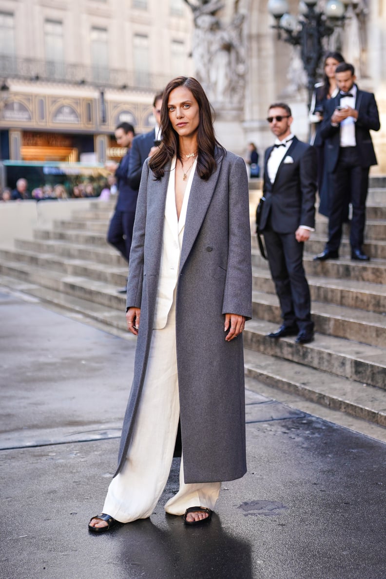 How to Wear Suits With Flat Sandals PS Fashion
