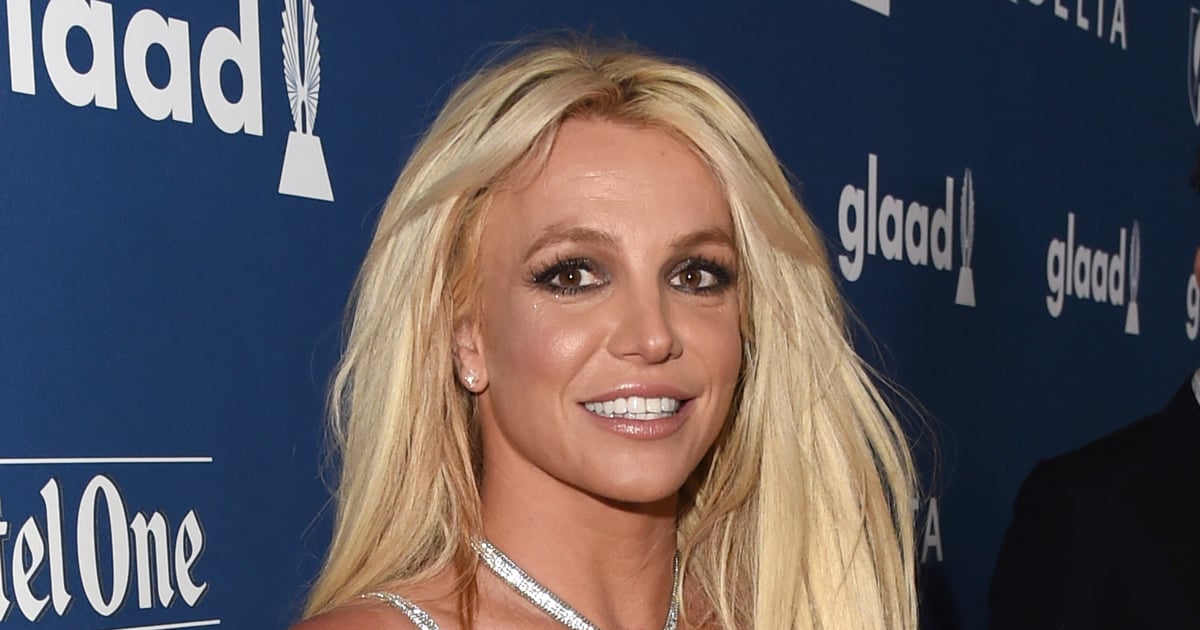 Britney Spears’s Yellow Cutout Crop Top Is Perfect For Fall