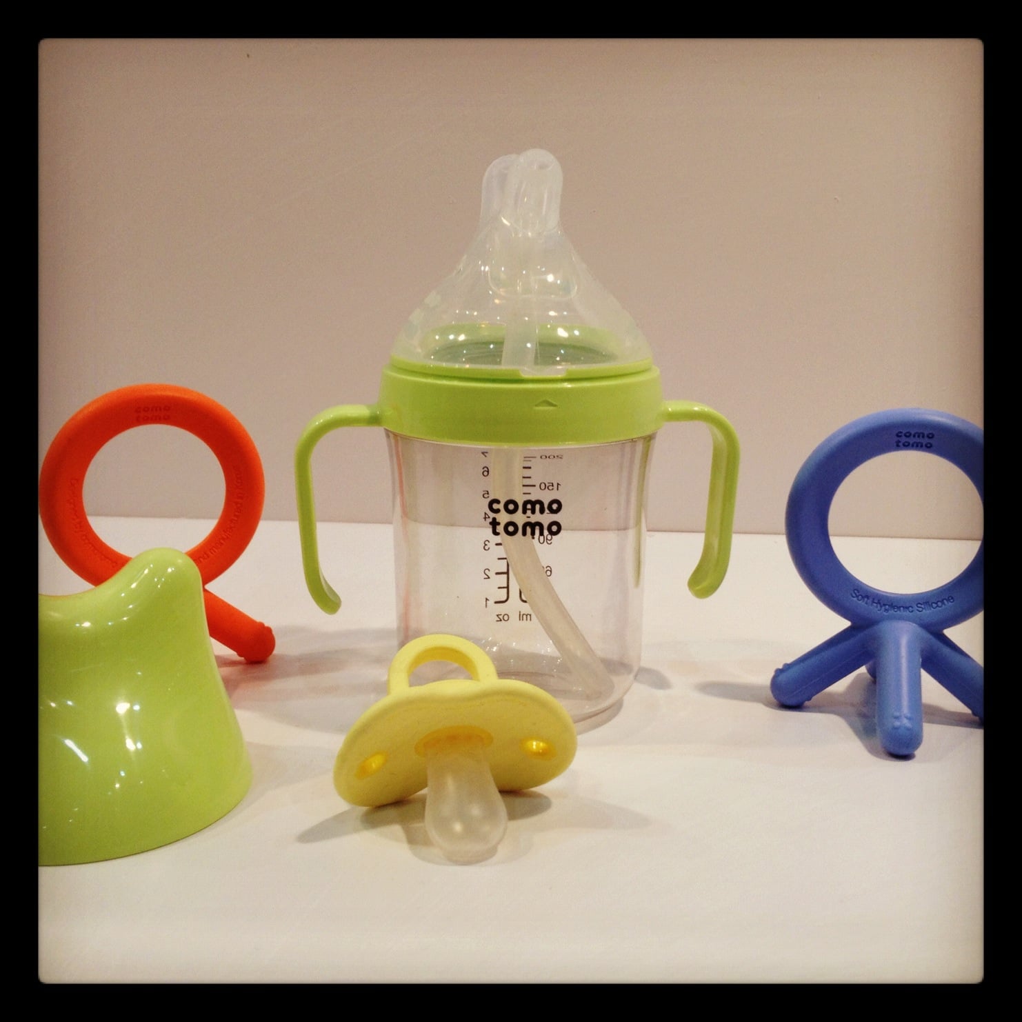 comotomo sippy cup