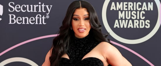 Cardi B向她以前的中学捐赠了10万美元