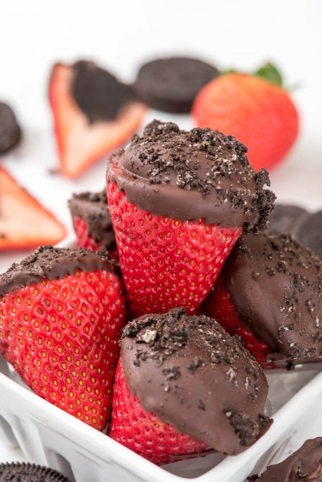 Oreo Truffle Dipped Strawberries